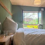 Amber Ferienhain - 'magnolie' Mit Verwunschenem Garten & Privater Sauna