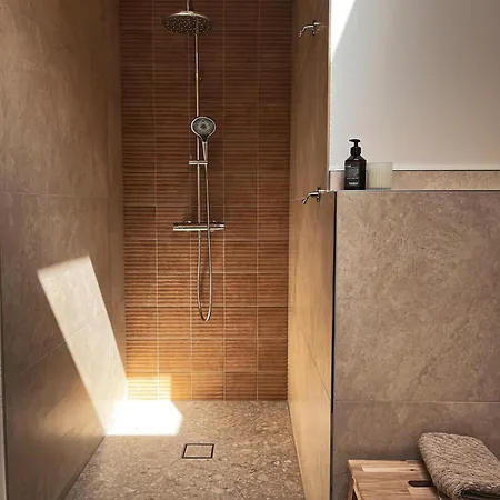 Amber Ferienhain - 'magnolie' Mit Verwunschenem Garten & Privater Sauna Holiday home