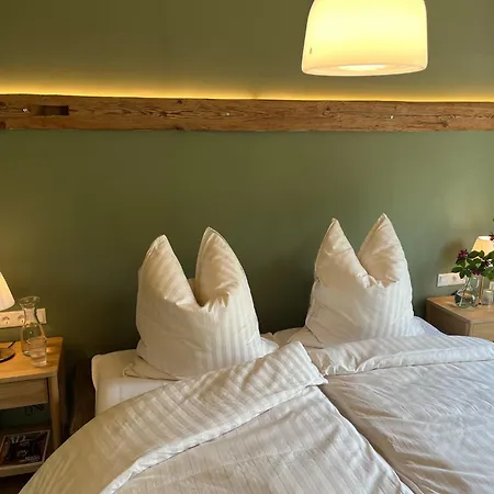 Amber Ferienhain - 'magnolie' Mit Verwunschenem Garten & Privater Sauna Casa vacanze Hofheim in Unterfranken