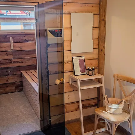 Amber Ferienhain - 'magnolie' Mit Verwunschenem Garten & Privater Sauna Hofheim in Unterfranken