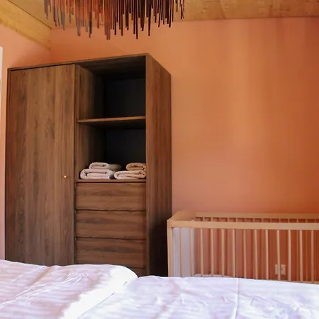 Amber Ferienhain - 'magnolie' Mit Verwunschenem Garten & Privater Sauna Hofheim in Unterfranken